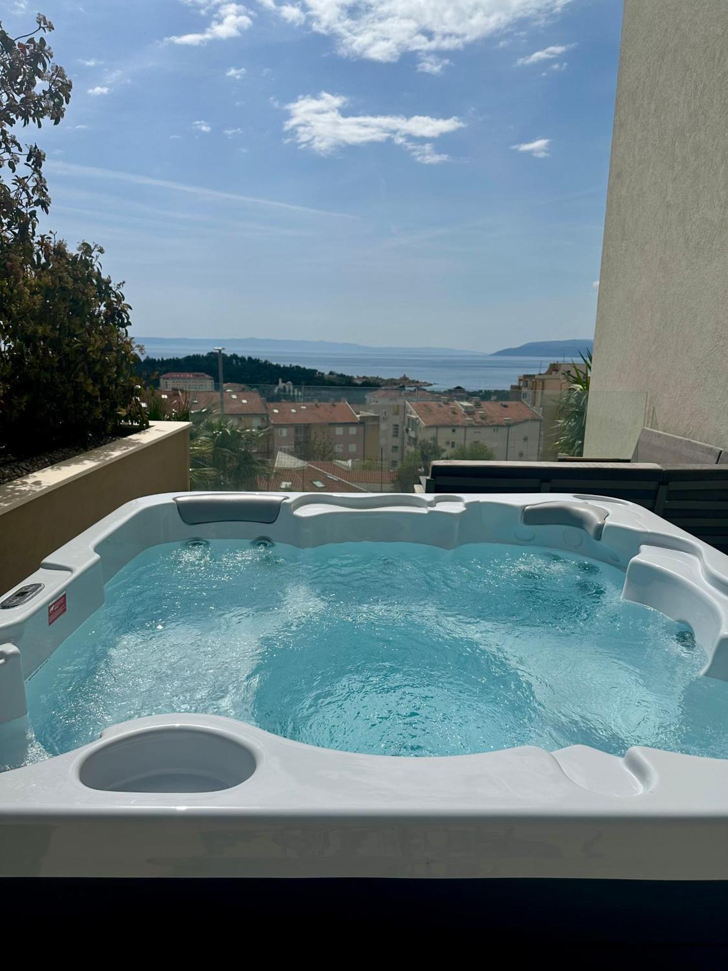 Luxury Adria Sea City & Mountain View Apartment Makarska Extérieur photo